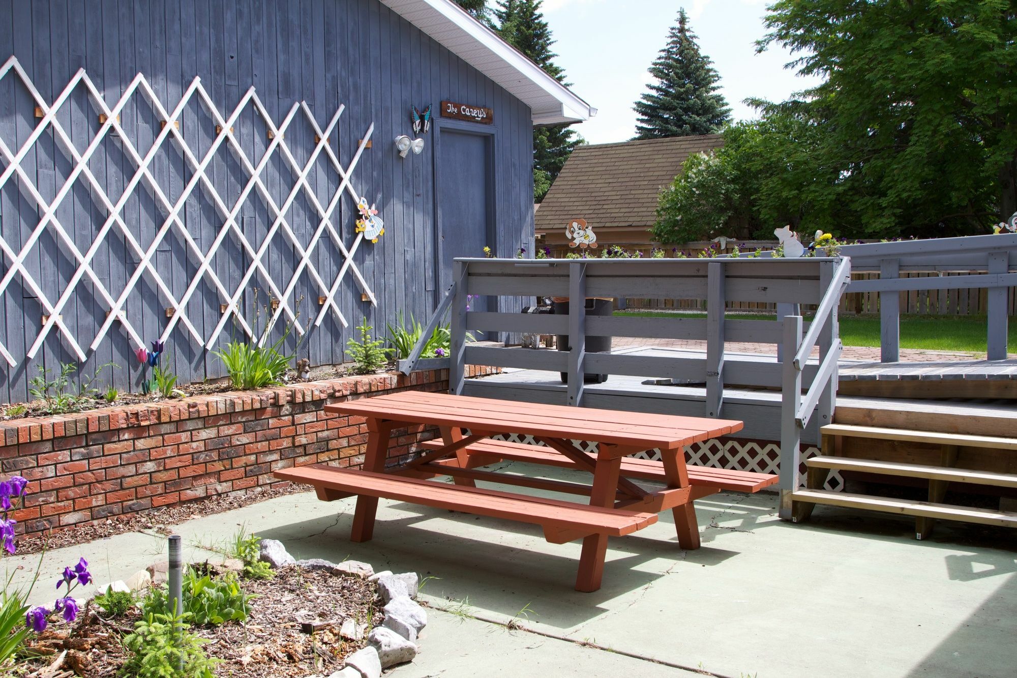 Cozy Nest Bed & Breakfast YYC Exterior photo