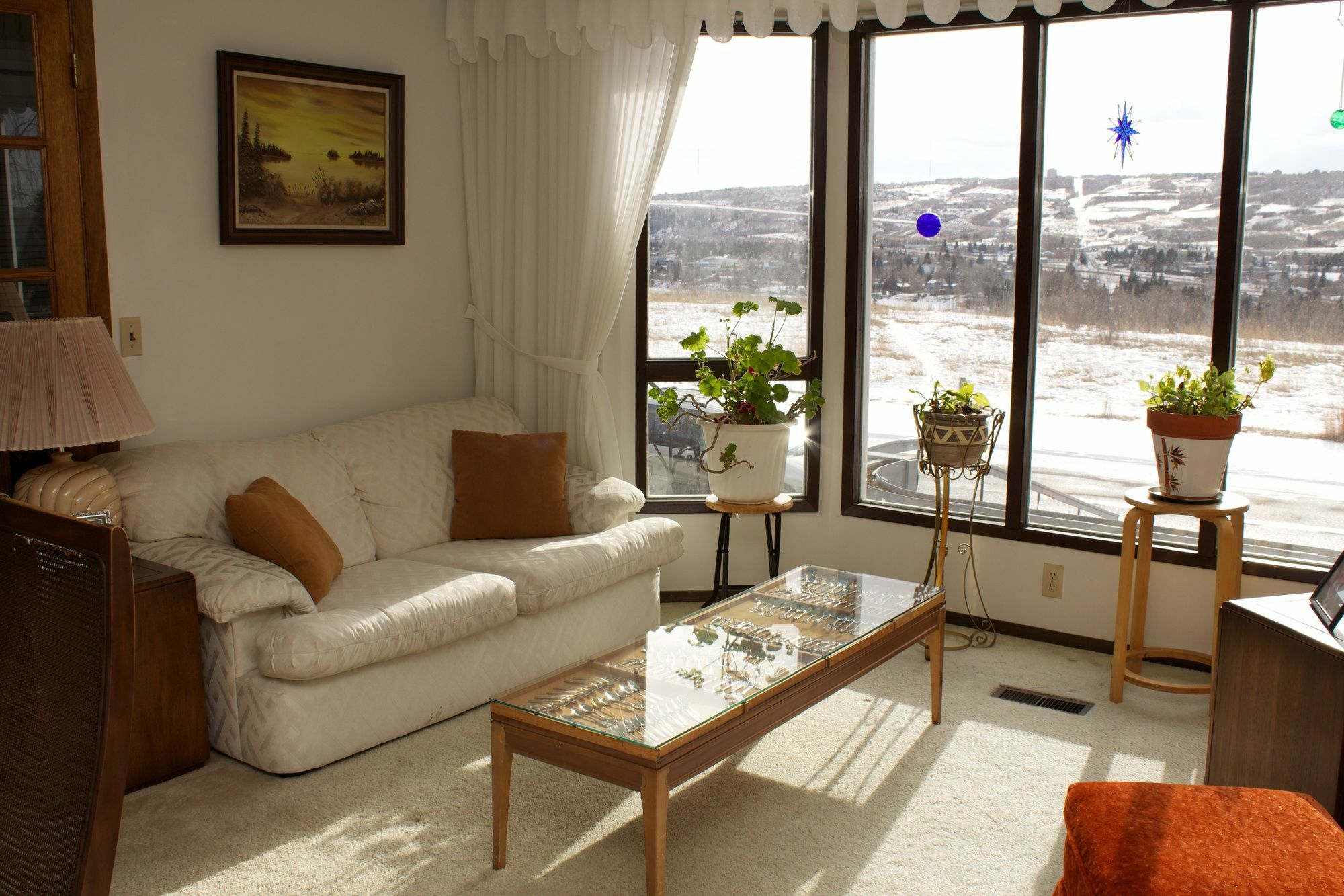 Cozy Nest Bed & Breakfast YYC Exterior photo